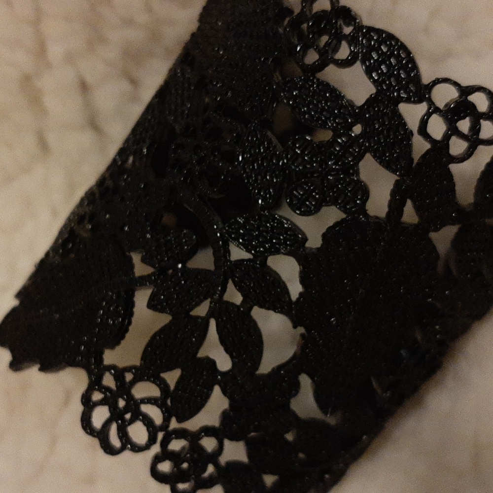 VENUS unique black metal boho bracelet